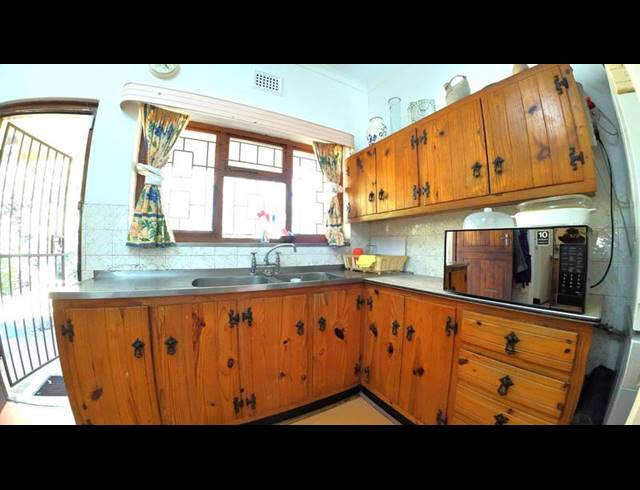 4 BEDROOM HOUSE FOR SALE IN SWEETWATERS